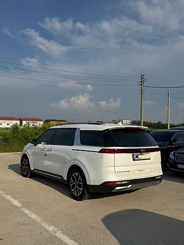 киа минивэн 7 мест: Kia Carnival: 2021 г., Минивэн — 3