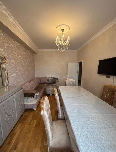 Uzunmüddətli kirayə mənzillər: Təcili kirayə verilir!!!!!! Xırdalanda Kristal 1də Mansard deyil — 1