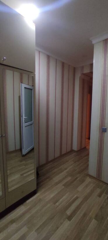 Uzunmüddətli kirayə mənzillər: Masazirda qurtuluş 93de5 mertebeli binanın 3-cu mərtəbəsində yerləşən — 17