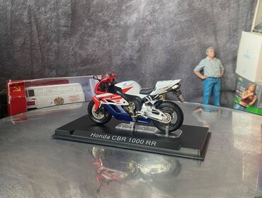 Avtomobil modelləri: Honda, 2004 il, 1:24, Dəmir, Ödənişli çatdırılma — 21