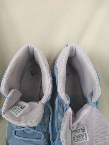 Women's Sneakers and athletic shoes: Adidas, 38 — 3