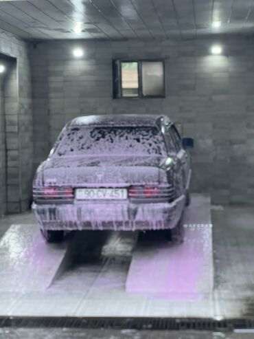 Mercedes-Benz: Mercedes-Benz 190 (W201) sedan - Korpus: 4 qapılı sedan, tünd — 11