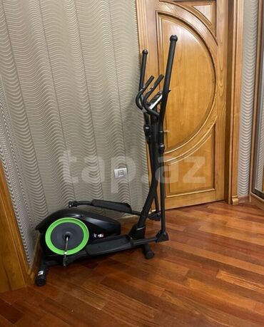 купить турник на стену: Elliptik trenajor (kros-trenajor) - Səssiz, kəmər ötürücülü sistem -