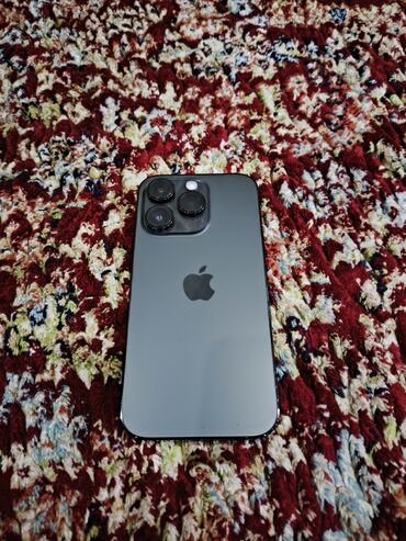apple 9: IPhone 14 Pro, Б/у, 256 ГБ, Черный, Защитное стекло, Чехол, 99 %