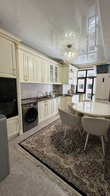 лермантова жибек жолу: 4 комнаты, 110 м², Элитка, 6 этаж, Евроремонт