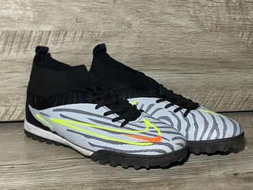 красовки футболный: Футбольные бутсы Nike Mercurial для мини-футбола/TF - Тип