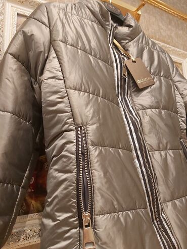 Kurtkalar: Rengi mohtesem, qalin godekce. az geyinilib. yaxsi veziyyetdedi — 24