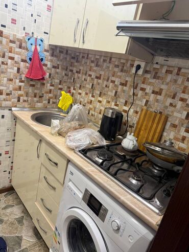 Uzunmüddətli kirayə mənzillər: 2 otaqli Chapayevde, Elieshref elizade kucesinde her cur sheraiti olan — 5