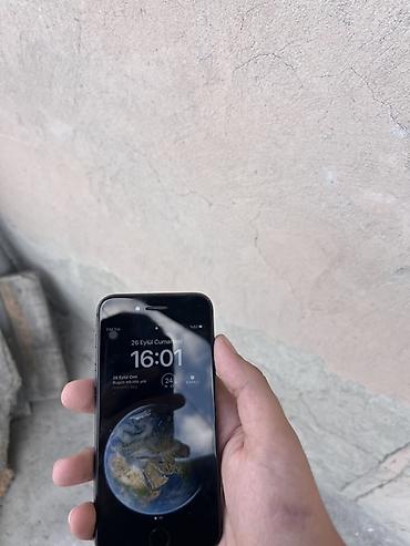 Apple iPhone: IPhone 8, 64 GB, Space Gray, Barmaq izi — 5