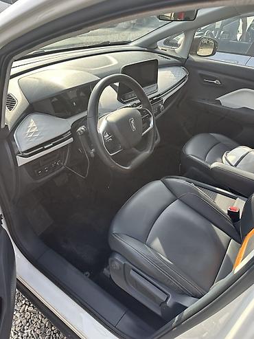 zuumav k5: Microcar : 2023 г., Автомат, Электромобиль, Минивэн — 4
