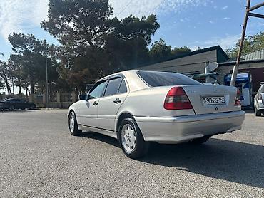 mersedes babin: Mercedes-Benz C-Class: 2 l | 1994 il Sedan — 9