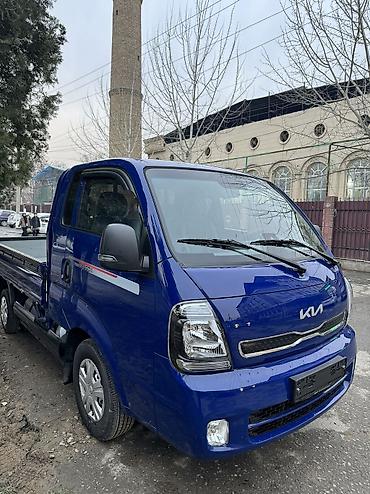 Легкий грузовой транспорт: Легкий грузовик, Новый — 1