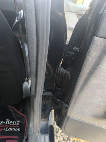 Mercedes-Benz: Mercedes-Benz C 180: 1.8 l | 1994 il Sedan — 12