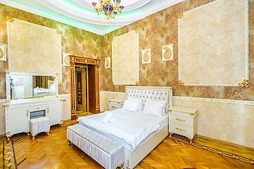 sebail: İcarəyə verilir 5 otaqlı köhnə tikili 225 m², Sahil m. 3 000 AZN/ay 5 — 10