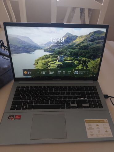 Kompüter ehtiyyat hissələri: İşlənmiş ASUS Vivobook, 15.6 ", AMD Ryzen 5, 256 GB, Pulsuz çatdırılma