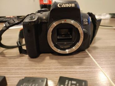 Fotokameralar: Canon 750D ( Şatteri yerindən cixib 100-150 AZN rasxodu var