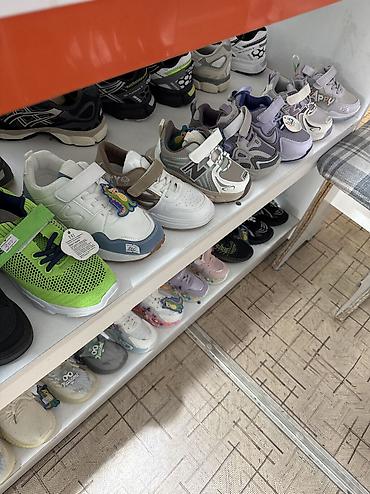 Кроссовки и спортивная обувь: Распродажа обуви Футбольные 700с Женские 950сом Мужские 950с Детские — 6