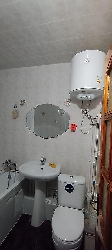 1 bedroom: 6 мкр Сдается 1 ком квартира Парам без детей Серия: 104 Свежий — 4