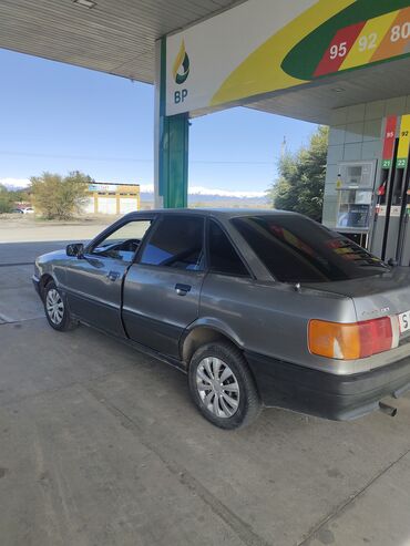 ауди а4 2007: Audi 80: 1988 г., 1.8 л, Механика, Бензин, Седан