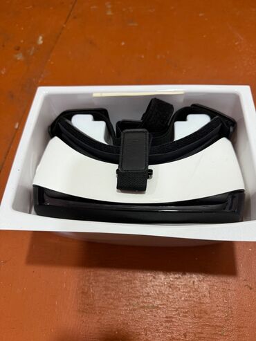Nissan: Ideal veziyyetde “Samsung GEAR VR” satilir. Ishlenmeyib sadece