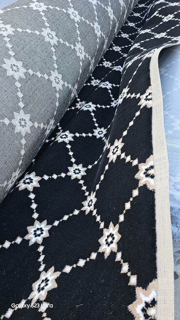 Бильярдные столы: Продаем ковролины для бильярдных клубов. в наличии. писать строго — 9