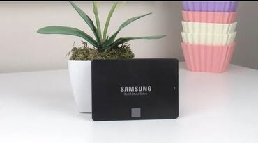 komputer aksesuarları: Daxili SSD disk Samsung, 256 GB, 2.5", İşlənmiş