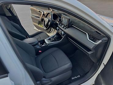 rav 4 2018: Toyota RAV4: 2019 г., Автомат, Бензин, Кроссовер — 5
