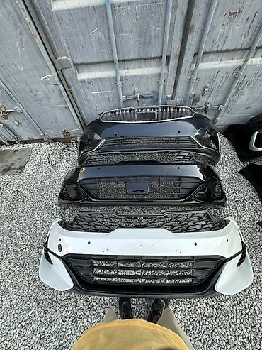 Передние бамперы для легковых автомобилей. Описание: - Несколько