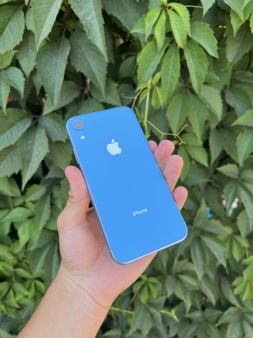 простые телефоны: IPhone Xr, Б/у, 128 ГБ, Синий, Чехол, 99 %