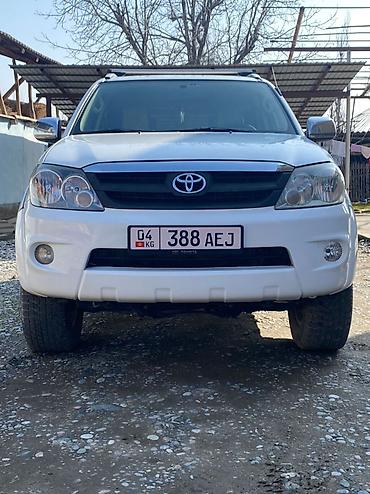 старекс 3: Toyota Fortuner: 2006 г., 2.7 л, Автомат, Газ, Внедорожник — 1