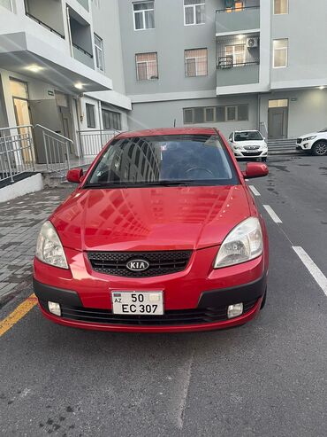 Kia: Kia Rio: 1.4 l | 2008 il Hetçbek