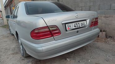 каракол машина ауди 80 бочка каракол: Mercedes-Benz E200 — седан серебристого цвета с узнаваемым дизайном