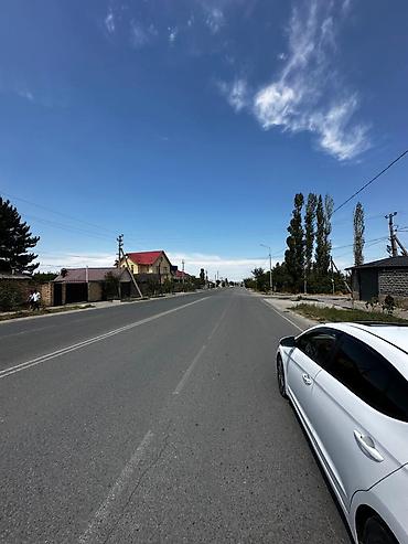 Продажа коттеджей и домов: Продаю дом в Арча-Бешике! 📍Адрес: Арча-Бешик Кол-во соток- 9 Кол-во — 4