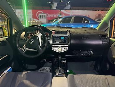 танк машина цена: Honda Jazz: 2006 г., Хэтчбэк — 7