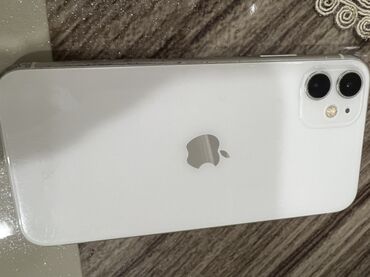 Apple iPhone: IPhone 11, Ağ, Face ID — 7