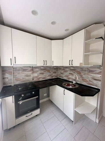 срочная продажа квартир в бишкеке: 1 комната, 33 м², 104 серия, 3 этаж, Косметический ремонт
