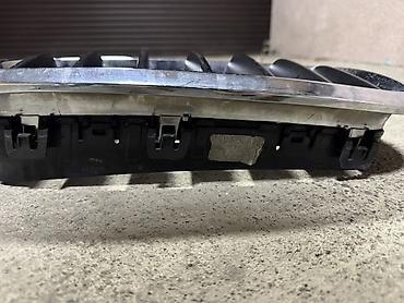 Решетки радиатора: Решетка радиатора BMW 2019 г., Б/у, Оригинал — 3