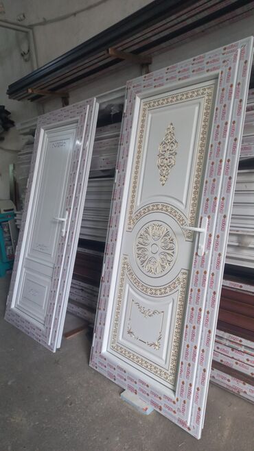 Plastik qapılar: Yeni Plastik qapı Zamok və çərçivə ilə, Zəmanətli, Pulsuz quraşdırma, Rayonlara çatdırılma, Pulsuz çatdırılma, Ödənişli çatdırılma — 13