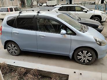 Honda: Honda Fit: 2002 г., 1.3 л, Вариатор, Бензин, Хэтчбэк at lalafo.kg — 1 Honda: Honda Fit: 2002 г., 1.3 л, Вариатор, Бензин, Хэтчбэк — 1