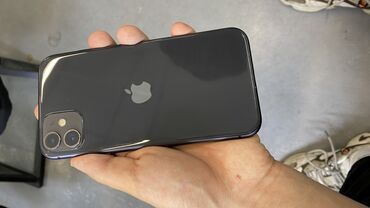 Apple iPhone: IPhone 11, Б/у, 128 ГБ, Черный, Кабель, 73 %