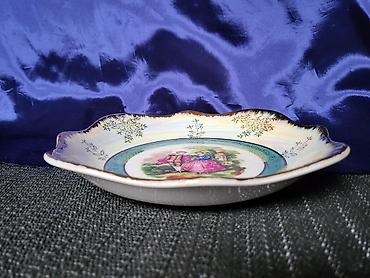 Ostalo posuđe: Porcelanska bombonijera iz 70ih.god. Bombonijera sa sedef — 8