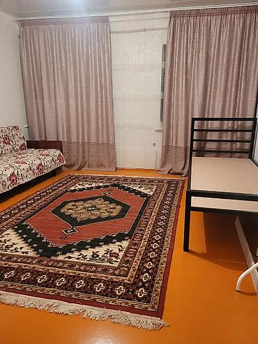 Долгосрочная аренда комнат: 30 м², С мебелью — 1