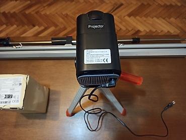 usb za auto: Nov smart projektor (radio samo pola sata) sa daljinskim upravljačem i — 2