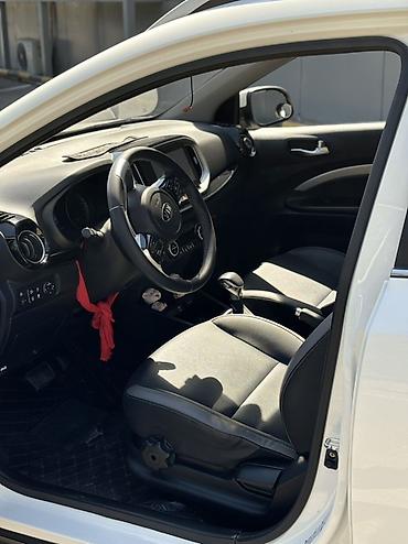 kia stoning: Kia Stonic: 2019 г., 1.4 л, Автомат, Бензин, Кроссовер — 3