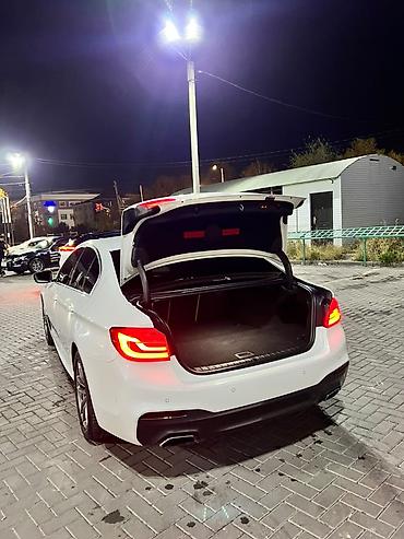 буд гибрид: BMW 5 series: 2020 г., 2 л, Автомат, Электромобиль, Седан — 9