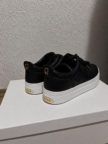 guess zenske cipele: Guess original patike crne boje Nosene tri puta Broj 38 Ženske — 4