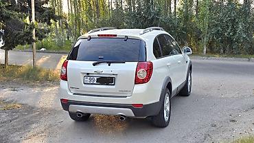 pərlər: Chevrolet Captiva (restayl) – ağ rəngli, tam ölçülü 7 yerlik SUV — 2