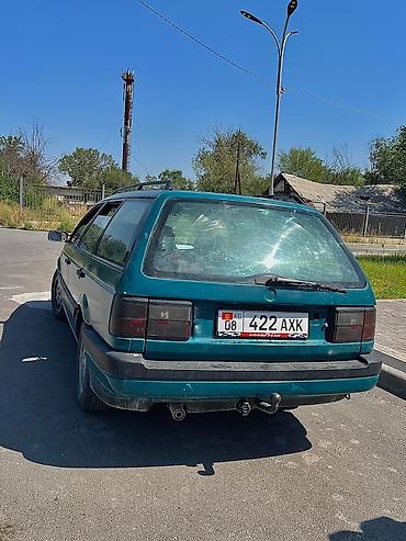 Продажа авто: Volkswagen Passat: 1993 г., 1.8 л, Механика, Бензин, Универсал — 2