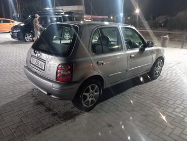 Nissan: Nissan March: 2001 г., 1 л, Автомат, Бензин, Хэтчбэк