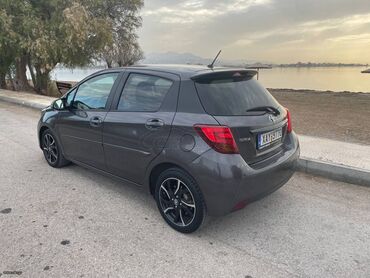 Toyota: Toyota Yaris: 1.4 l. | 2014 έ. Χάτσμπακ — 5
